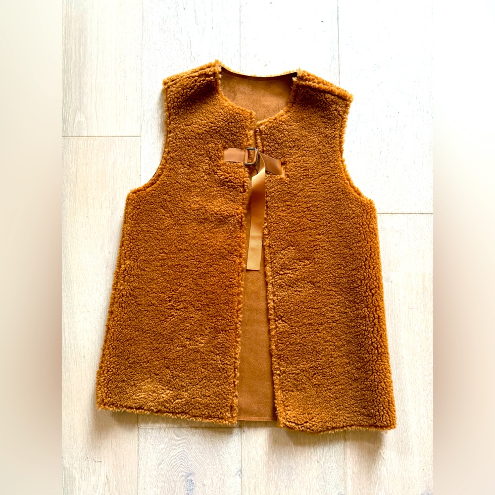 Children’s Reversible Sherpa Vest by Namu
